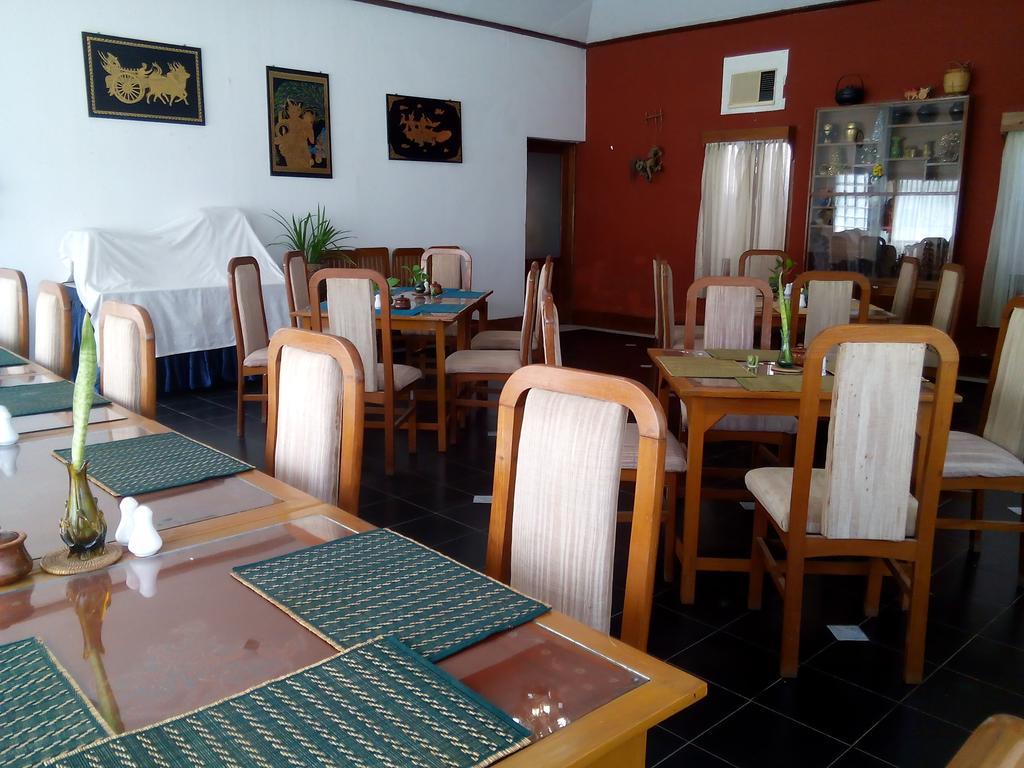 Lawkanat Hotel Bagan Esterno foto